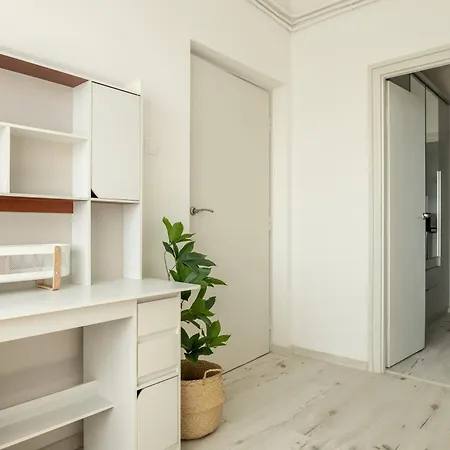 Malompark With Free Parking Apartment