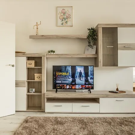 Malompark With Free Parking Apartment *